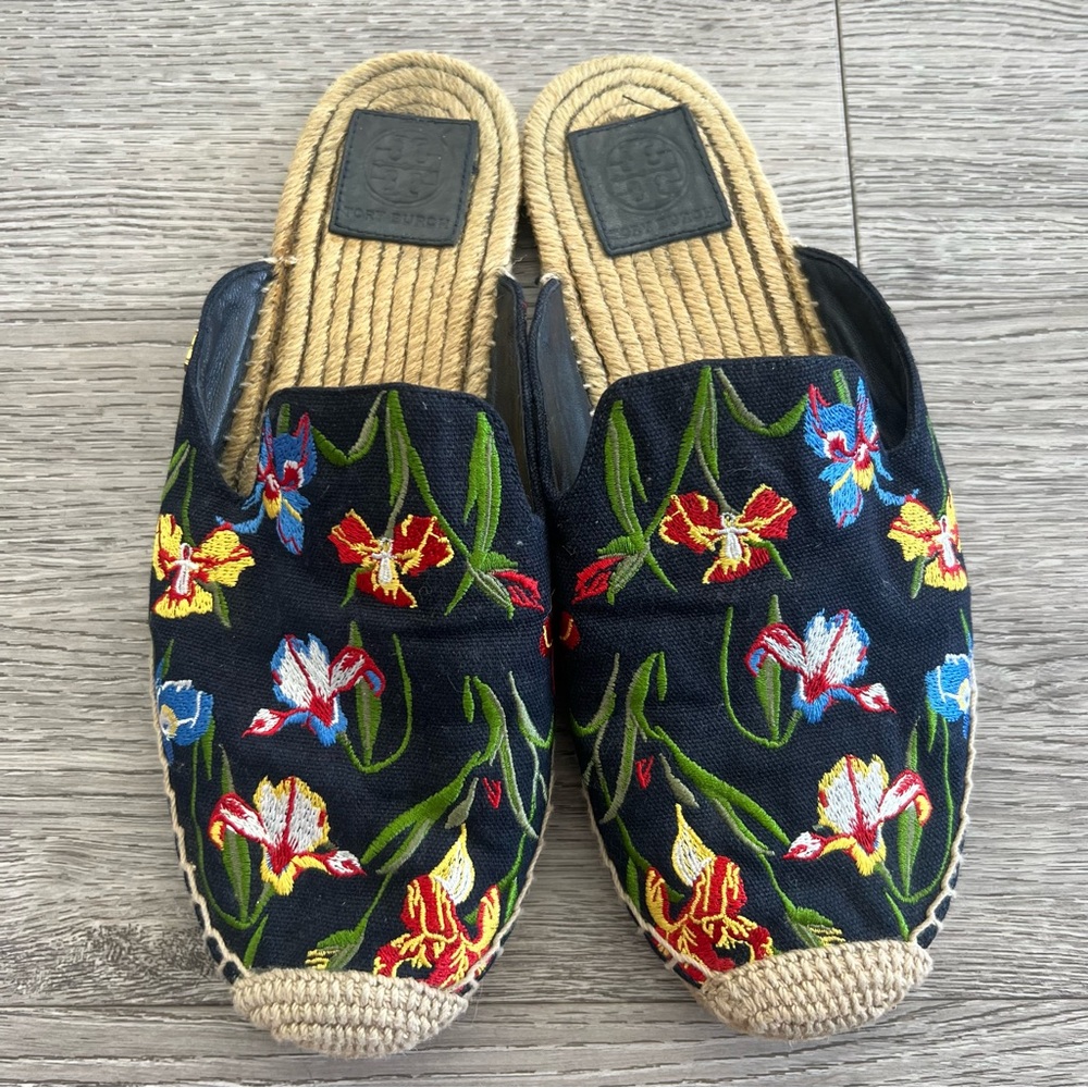 Tory Burch Embroidered Floral Espadrille Slides Mules Flat Slip-On Navy size 9